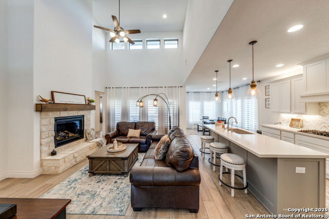 Image 18 of 38 For 9023 Raven Pointe