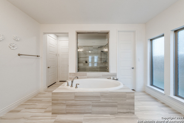 Image 24 of 38 For 9023 Raven Pointe