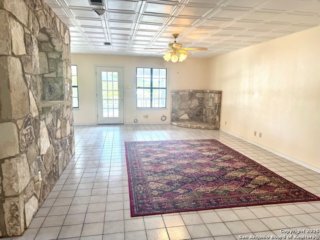 Image 10 of 56 For 181 Leinweber Dr