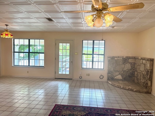 Image 13 of 56 For 181 Leinweber Dr