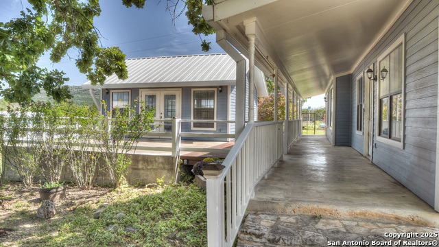 Image 7 of 56 For 181 Leinweber Dr