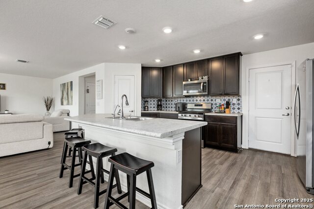 Image 10 of 33 For 5535 Castle Brook