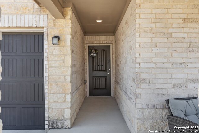 Image 3 of 33 For 5535 Castle Brook