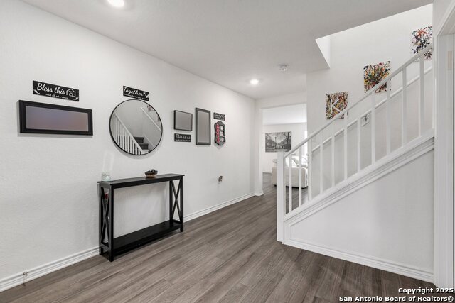Image 4 of 33 For 5535 Castle Brook