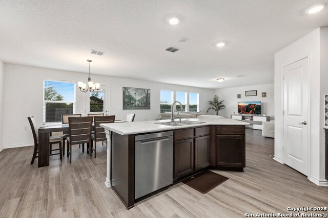 Image 8 of 33 For 5535 Castle Brook