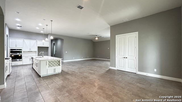 Image 25 of 48 For 12118 Arroyo Spring
