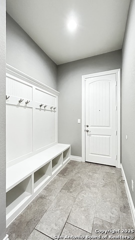 Image 34 of 48 For 12118 Arroyo Spring
