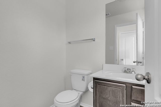 Image 14 of 35 For 9642 Pleasanton Place