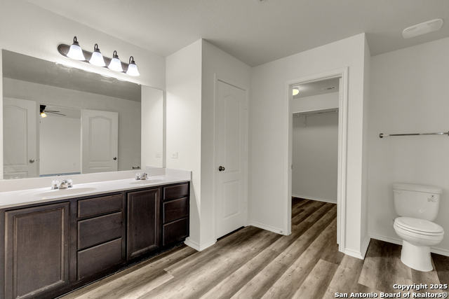 Image 20 of 35 For 9642 Pleasanton Place