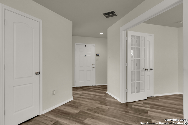Image 4 of 35 For 9642 Pleasanton Place