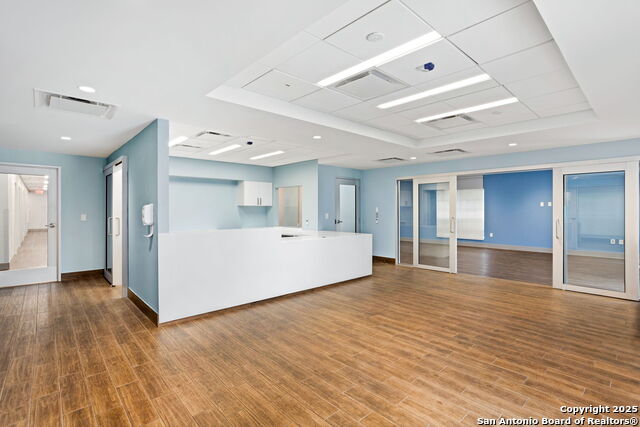 Listing photo id 3 for 4359 Greco