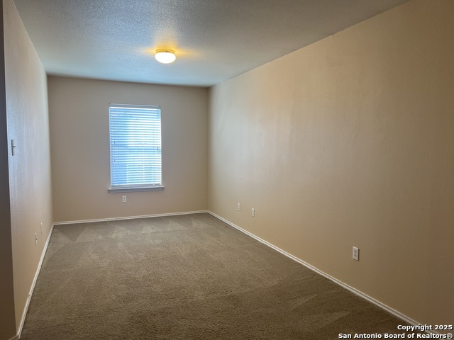 Image 11 of 13 For 8163 Heights Valley