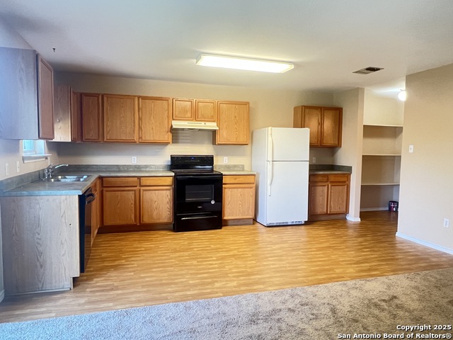 Image 3 of 13 For 8163 Heights Valley