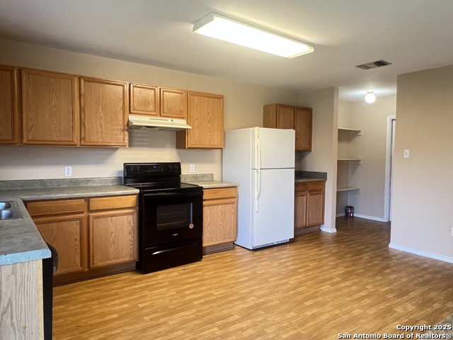 Image 4 of 13 For 8163 Heights Valley