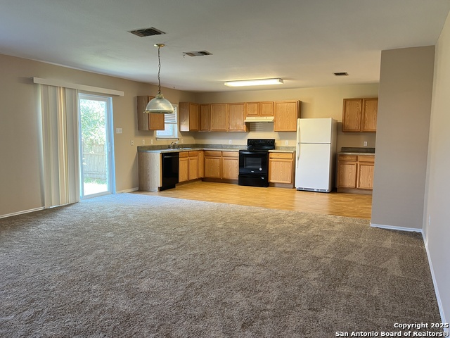 Image 5 of 13 For 8163 Heights Valley