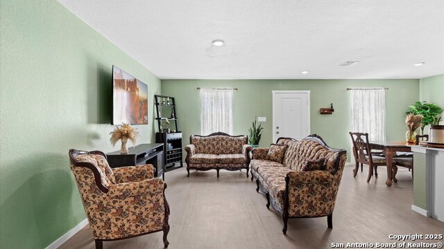 Image 5 of 20 For 3644 Moon Hill