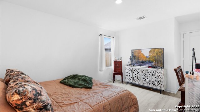 Image 7 of 20 For 3644 Moon Hill