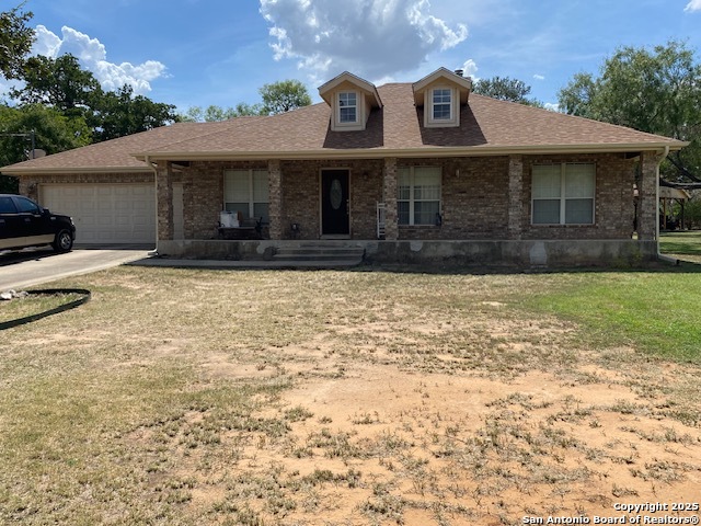 Details for 220 Wind S , Lytle, TX 78052