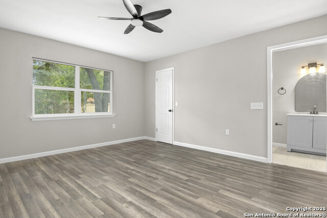 Image 15 of 27 For 13334 Los Indios St.