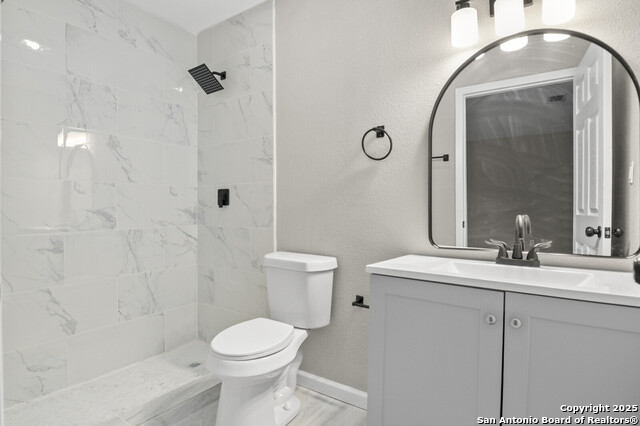 Image 17 of 27 For 13334 Los Indios St.