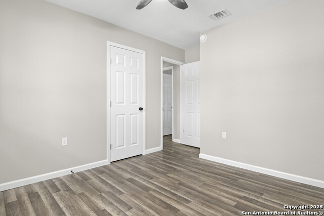 Image 23 of 27 For 13334 Los Indios St.