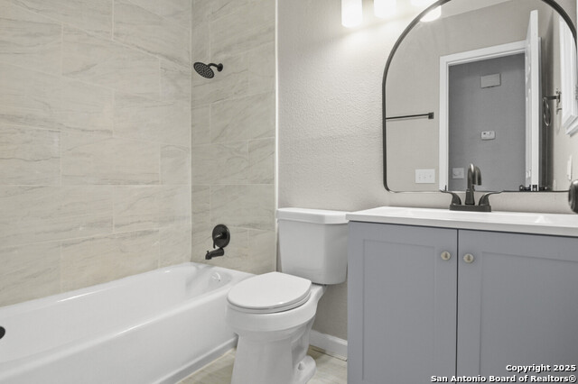 Image 24 of 27 For 13334 Los Indios St.