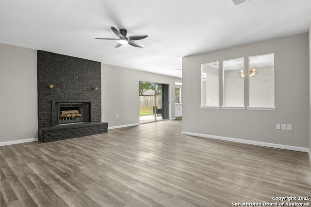 Image 5 of 27 For 13334 Los Indios St.