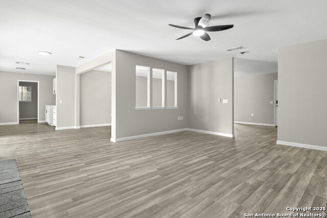 Image 8 of 27 For 13334 Los Indios St.