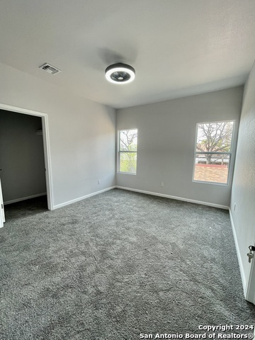 Listing photo id 13 for 603 Euclid Ave W 4