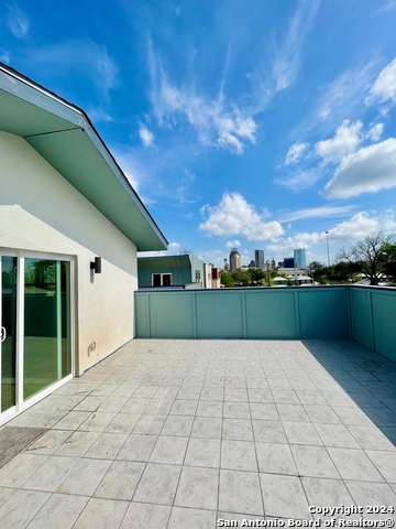 Listing photo id 29 for 603 Euclid Ave W 4