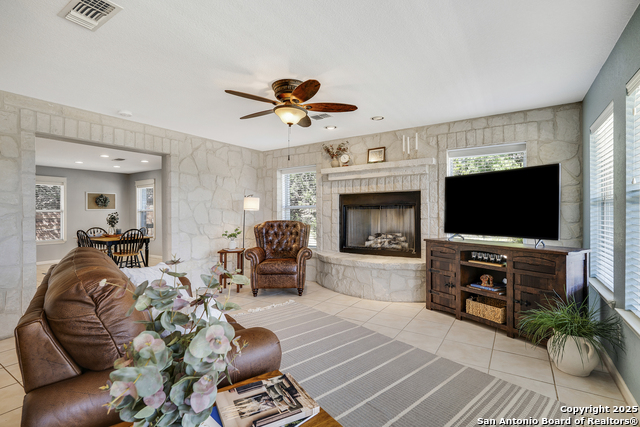 Image 5 of 45 For 107 Ridge View Dr