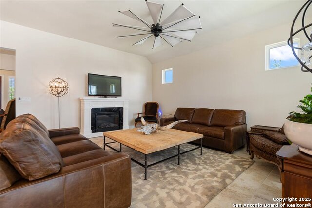 Image 3 of 11 For 309 Singing Sumac Way