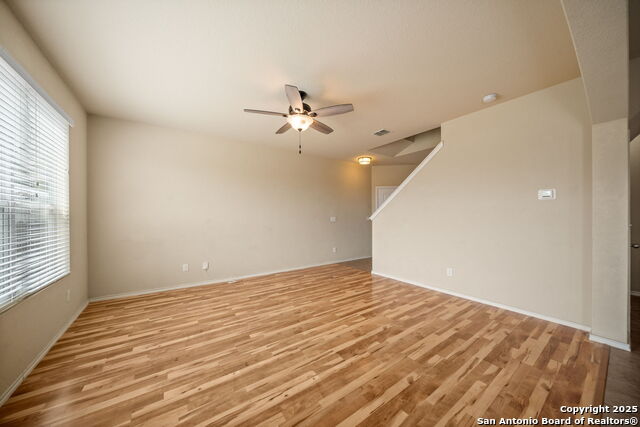 Image 11 of 36 For 3410 York Crest