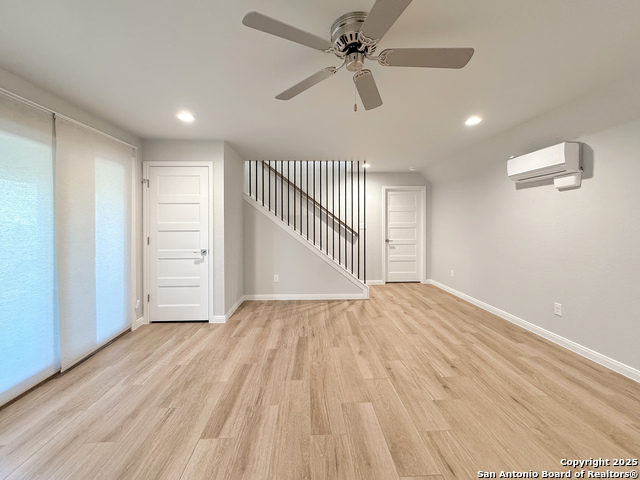 Listing photo id 32 for 173 Riedel  