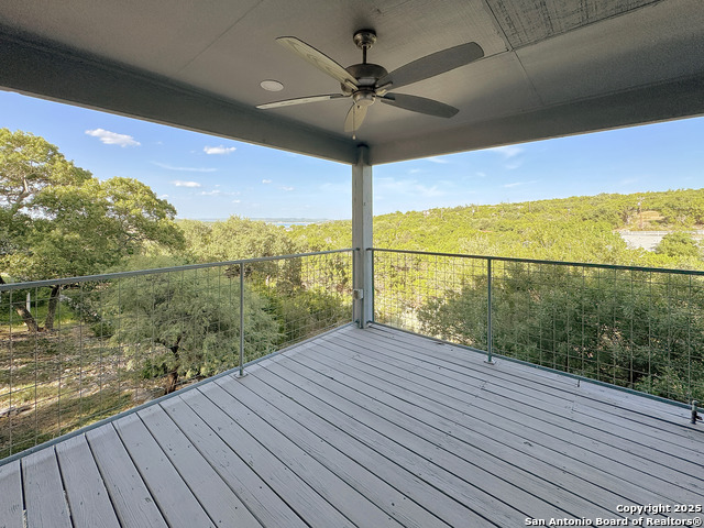 Listing photo id 44 for 173 Riedel  