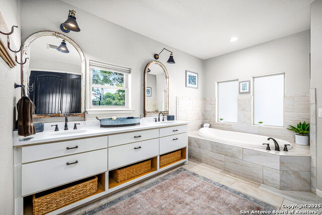 Image 16 of 40 For 871 Chimney Valley Rd
