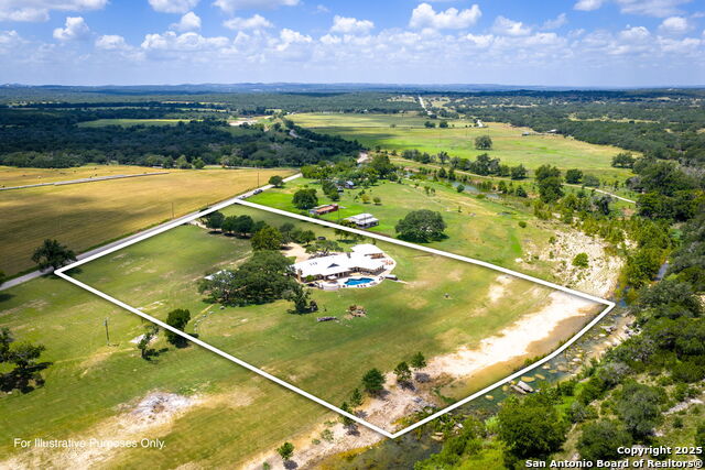 Image 32 of 40 For 871 Chimney Valley Rd