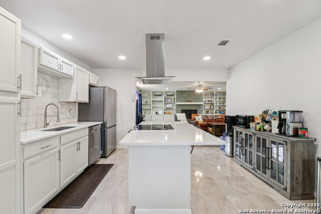 Image 8 of 28 For 274 Chesswood