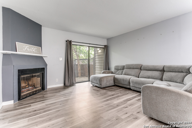 Image 2 of 15 For 11815 Vance Jackson Rd  1606