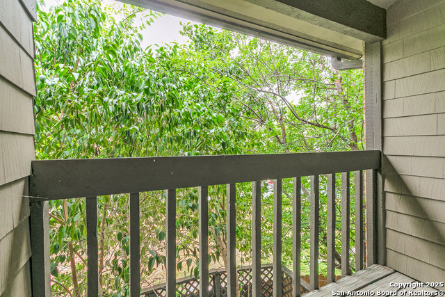 Image 9 of 15 For 11815 Vance Jackson Rd  1606