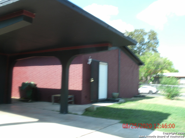 Image 3 of 13 For 9526 Rhoda Ave