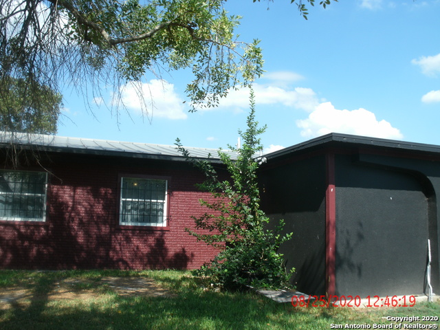 Image 4 of 13 For 9526 Rhoda Ave