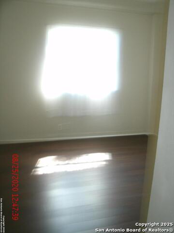 Image 9 of 13 For 9526 Rhoda Ave