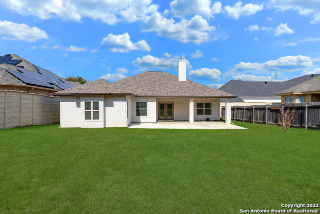 Listing photo id 25 for 2675 Fairwood Dr