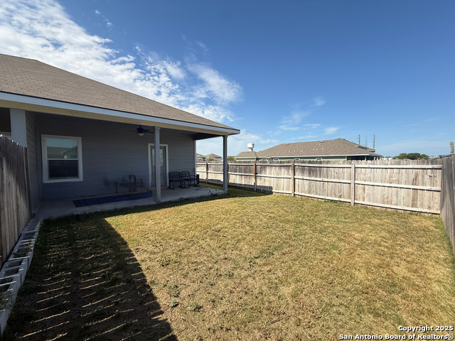 Image 23 of 29 For 612-614 Heathers Way