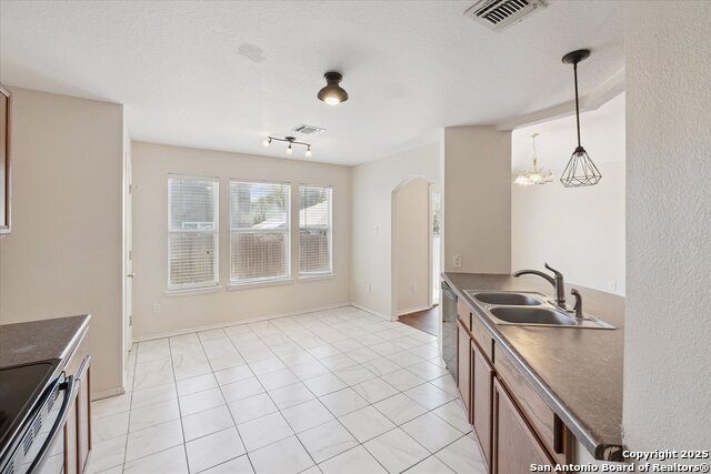 Image 17 of 34 For 3436 Whisper Bluff