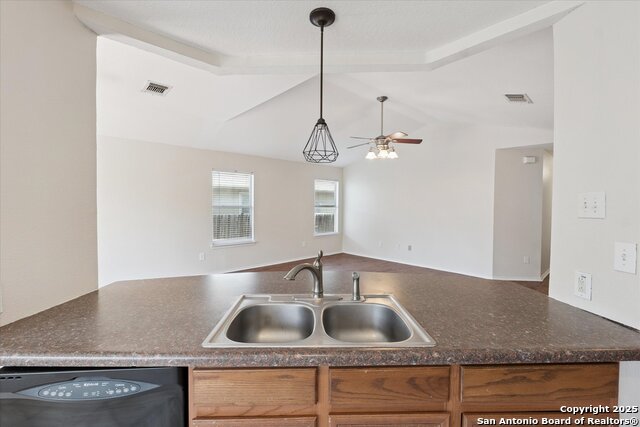 Image 18 of 34 For 3436 Whisper Bluff