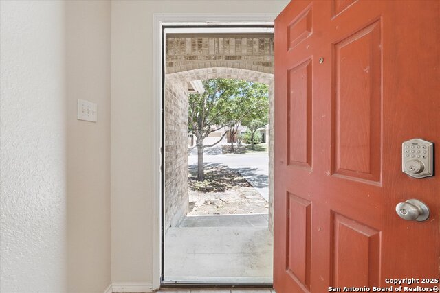 Image 6 of 34 For 3436 Whisper Bluff