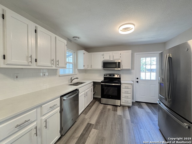 Listing photo id 15 for 387 Lake Park Loop