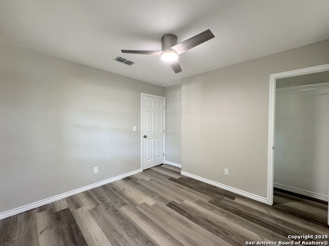Listing photo id 19 for 387 Lake Park Loop